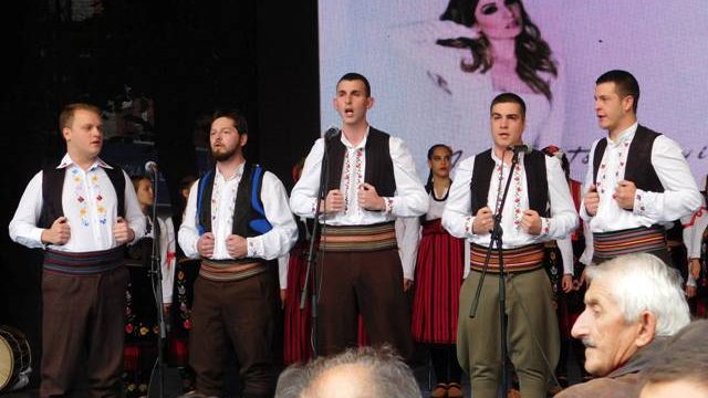 Сусрети младих певачких група