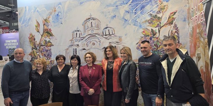 ШТАНД ТО ОПЛЕНАЦ ПЛЕНИО ПОСЕТИОЦЕ САЈМА ЛЕПОТОМ И АТМОСФЕРОМ!