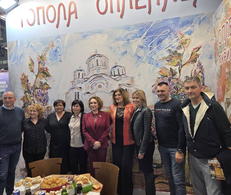 ШТАНД ТО ОПЛЕНАЦ ПЛЕНИО ПОСЕТИОЦЕ САЈМА ЛЕПОТОМ И АТМОСФЕРОМ!